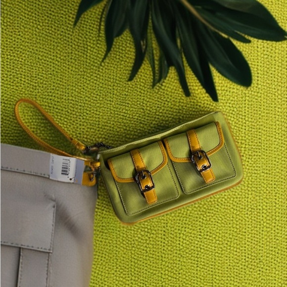 Coach Handbags - Coach Vintage Fab‎ Field Wristlet (NWT)